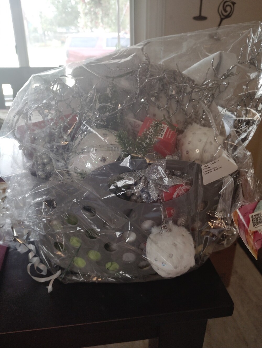 Holiday Ornament Gift Basket in White and Silver New